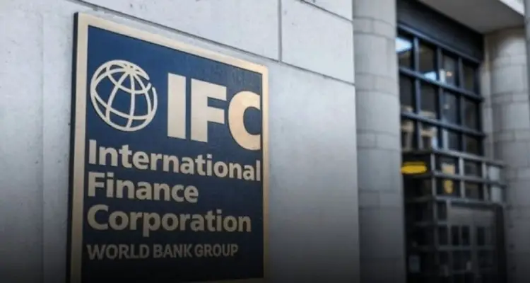 Pakistan-Economic-Boost-IFC-Commits-1.5-Billion-Investment.jpg